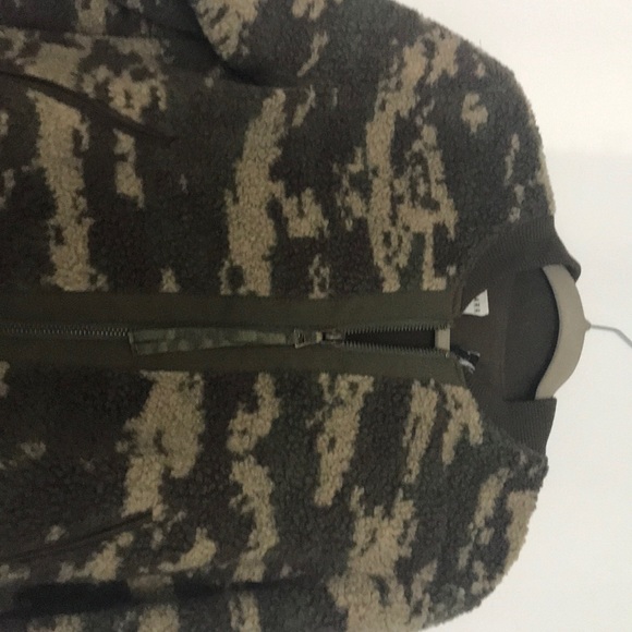 Never worn Marrakech Sherpa bomber - Picture 2 of 2